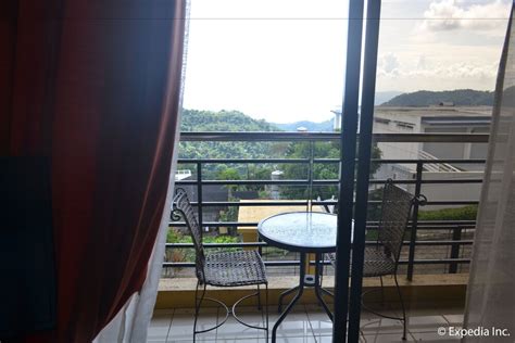 Top 8 Tagaytay Hotels with Balcony .